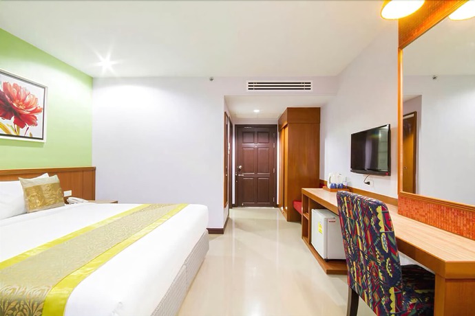 Imagen de la habitación del Hotel The Win Pattaya. Foto 5