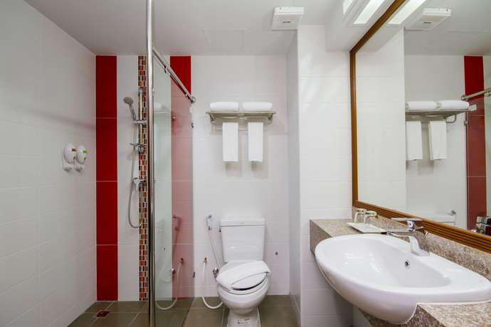 Imagen de la habitación del Hotel The Win Pattaya. Foto 9