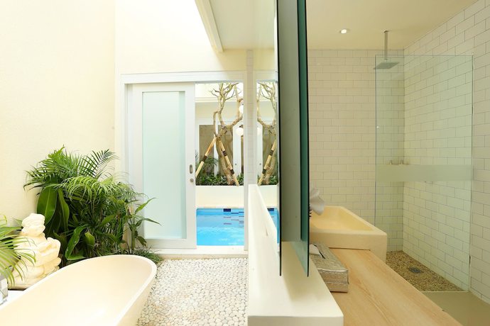 Imagen de la habitación del Hotel The Wina Villa Canggu. Foto 12