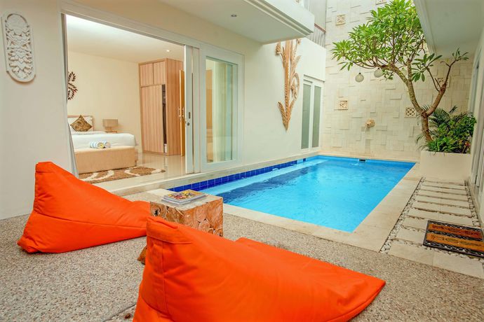 Imagen de la habitación del Hotel The Wina Villa Canggu. Foto 15