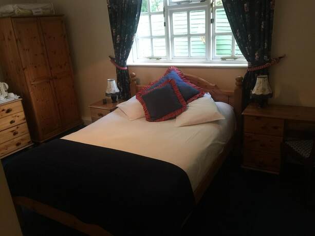 Imagen general del Hotel The Winchfield Inn. Foto 16