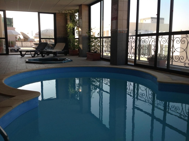 Imagen de la piscina del Hotel The Windsor, Sliema. Foto 14