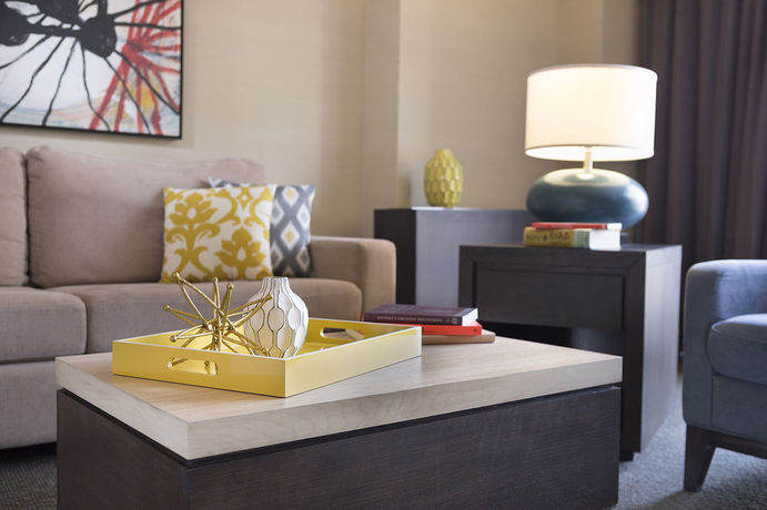 Imagen de la habitación del Hotel The Windsor Suites. Foto 6