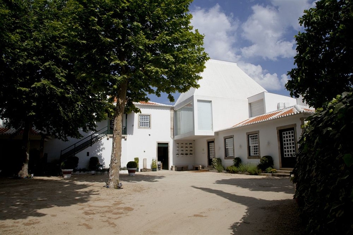 Imagen de los exteriores del Hotel The Wine House - Quinta Da Pacheca. Foto 9