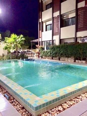 Imagen de la piscina del Hotel The Wonders. Foto 20