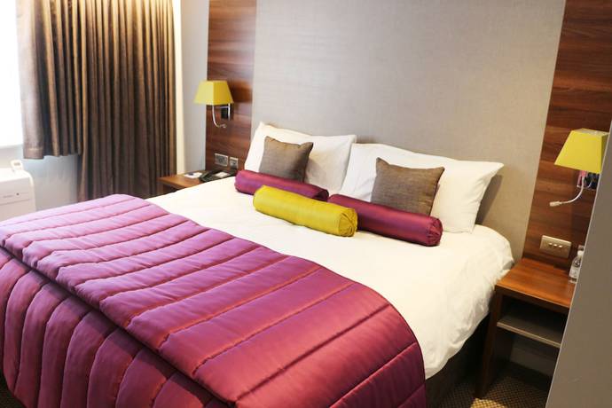Imagen de la habitación del Hotel The Woodlands Event Centre. Foto 18