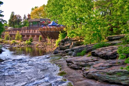 Imagen de la habitación del Hotel The Woodlands Inn, Ascend Collection. Foto 2