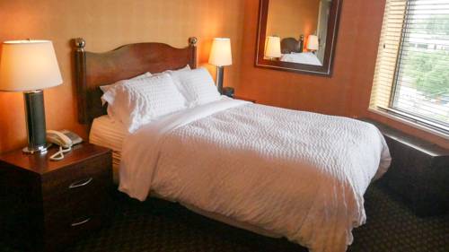 Imagen de la habitación del Hotel The Woodlands Inn, Ascend Collection. Foto 5