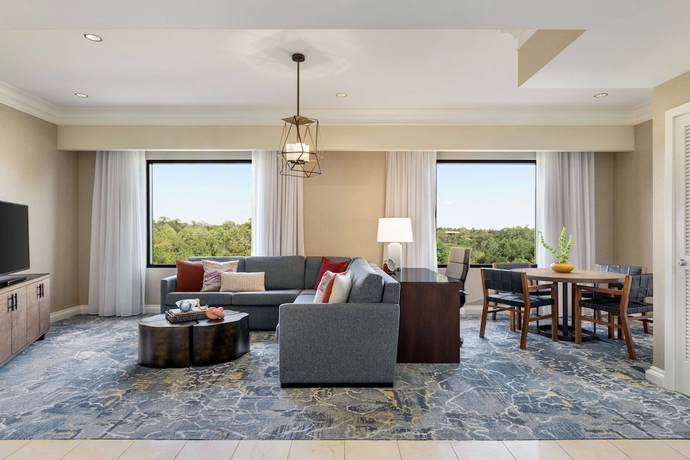 Imagen de la habitación del Hotel The Woodlands Resort, Curio Collection By Hilton. Foto 15