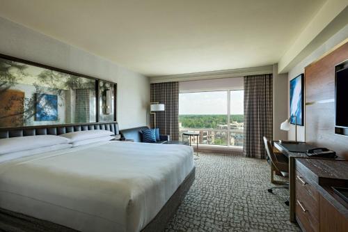 Imagen de la habitación del Hotel The Woodlands Waterway Marriott and Convention Center. Foto 12