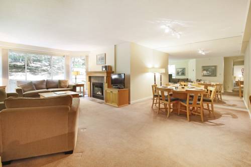 Imagen de la habitación del Hotel The Woodrun Lodge By Whiski Jack. Foto 9