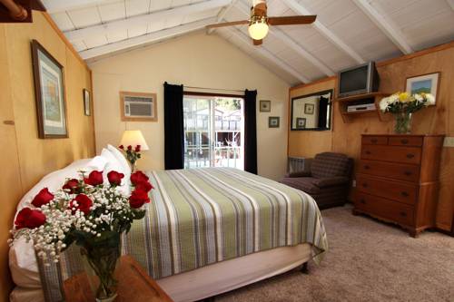 Imagen de la habitación del Hotel The Woods - Gay Lgbtq Cabins. Foto 9
