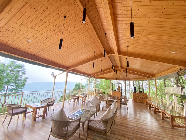 Imagen de los interiores del Hotel The Woods Retreat. Foto 12