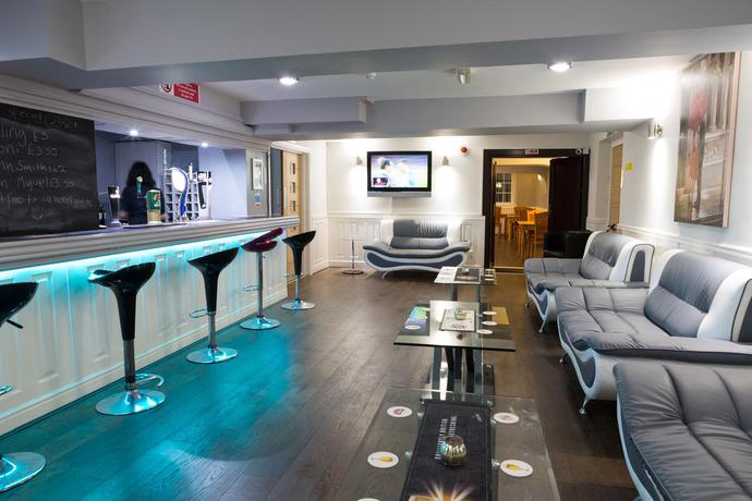 Imagen del bar/restaurante del Hotel The Wool Merchant. Foto 4