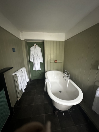 Imagen de la habitación del Hotel The Woolpack. Foto 10