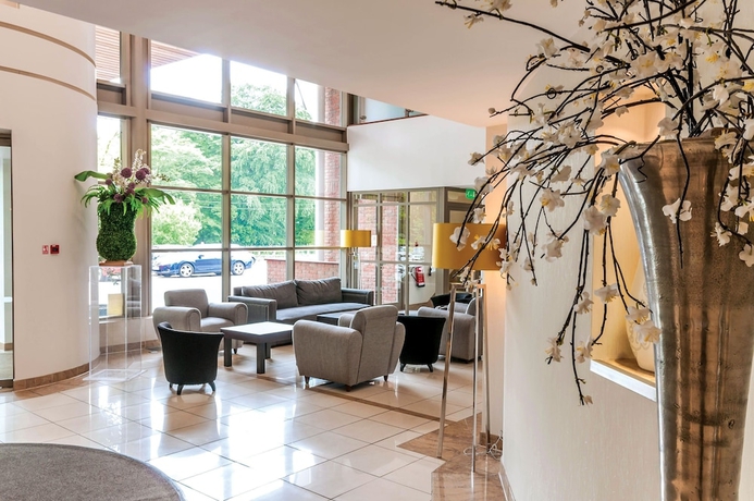 Imagen de los interiores del Hotel The Wrightington and Health Club. Foto 15