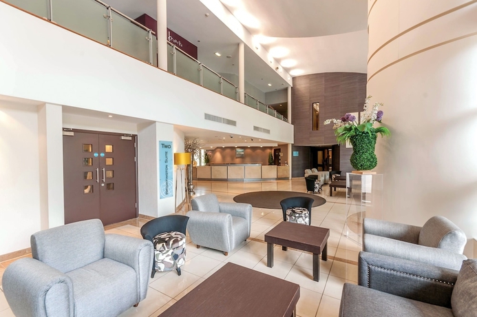 Imagen de los interiores del Hotel The Wrightington and Health Club. Foto 16