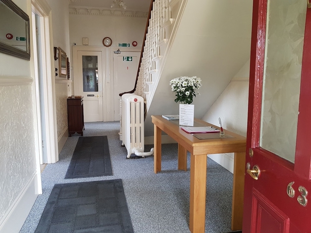 Imagen de los interiores del Hotel The Wycliffe Guest House. Foto 18
