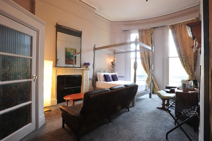 Imagen de la habitación del Hotel The X Brunswick Square. Foto 6