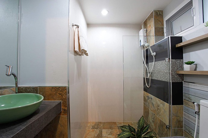 Imagen de los interiores del Hotel The Xym. Foto 16