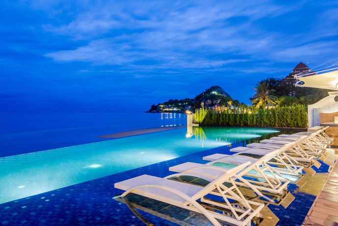Imagen de la piscina del Hotel The Yana Villas Hua Hin. Foto 12