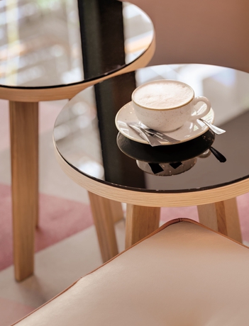 Imagen del bar/restaurante del Hotel The Yard, Kreuzberg. Foto 2