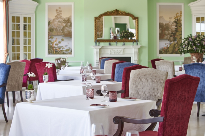 Imagen del bar/restaurante del Hotel The Yeatman. Foto 3