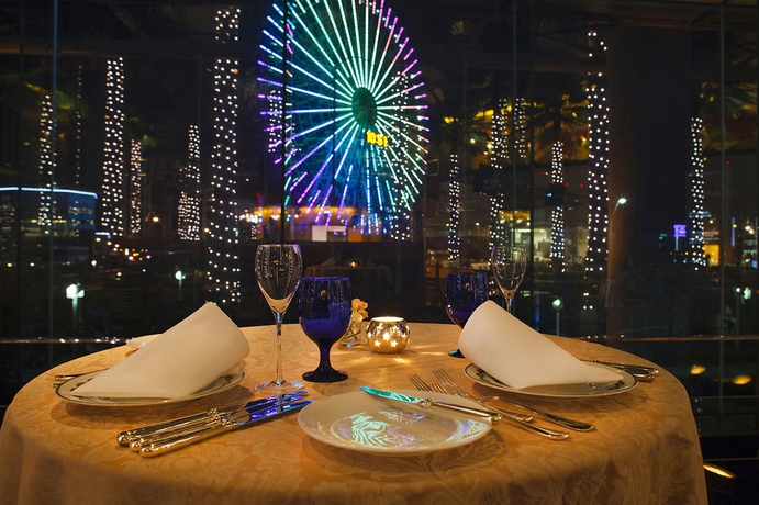 Imagen del bar/restaurante del Hotel The Yokohama Bay Tokyu. Foto 5