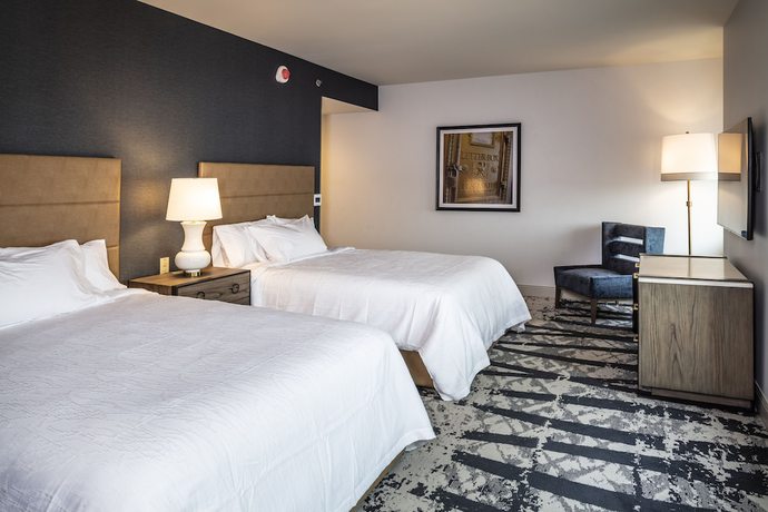 Imagen de la habitación del Hotel The Yorktowne, Tapestry Collection by Hilton. Foto 9