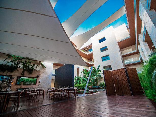 Imagen general del Hotel The Yucatan Resort Playa Del Carmen, All-inclusive Adults Only, Tapestry By Hilton. Foto 2