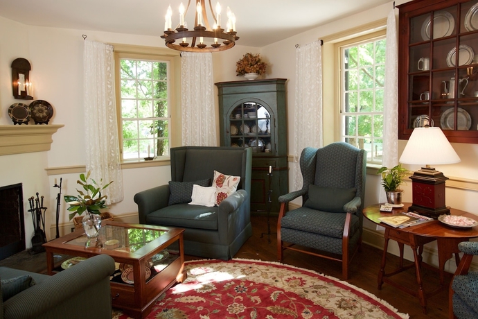 Imagen de los interiores del Hotel The Zevely Inn. Foto 16