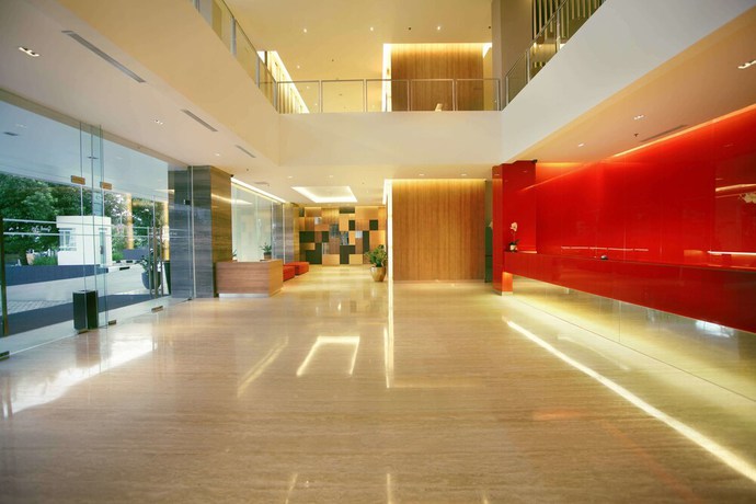 Imagen de los interiores del Hotel The Zhm Premiere Dh Grand Zuri Padang - Chse Certified. Foto 16