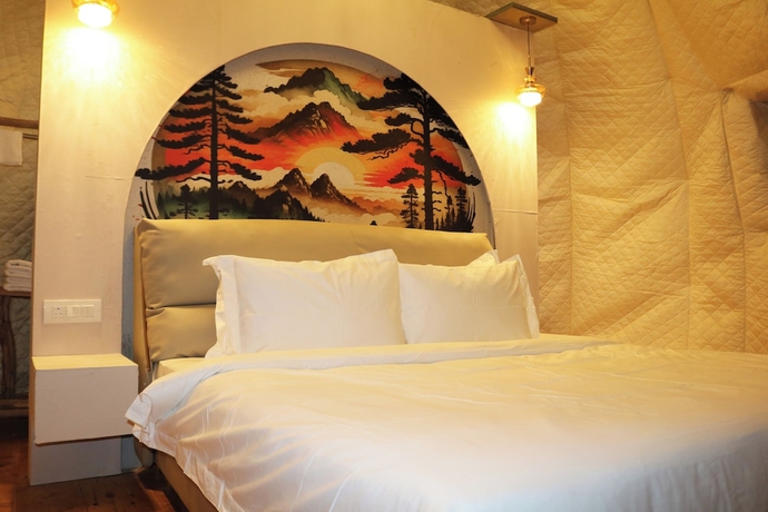 Imagen de la habitación del Hotel The Zukhara - A Luxury Glamping Dome Resort in Narkanda. Foto 8