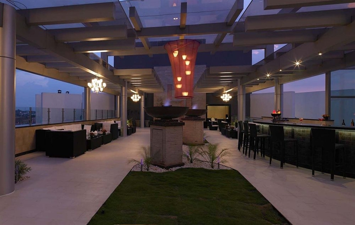 Imagen del bar/restaurante del Hotel The Zuri Whitefield, Bangalore. Foto 5