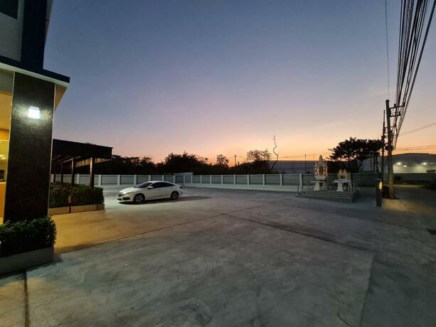 Imagen general del Hotel The charlotte smart hotel lopburi. Foto 73
