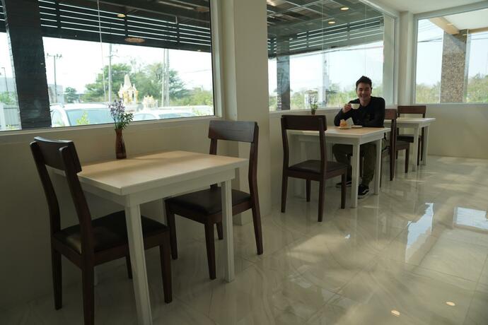 Imagen general del Hotel The charlotte smart hotel lopburi. Foto 81