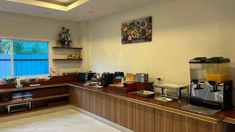 Imagen general del Hotel The charlotte smart hotel lopburi. Foto 94