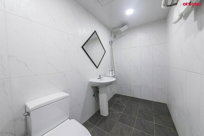 Imagen de la habitación del Hotel The first hotel. Foto 18
