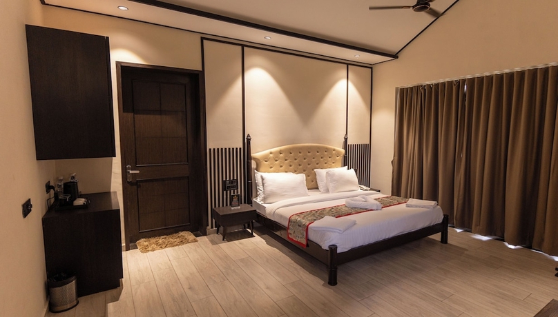 Imagen de la habitación del Hotel The premier gir resort. Foto 11
