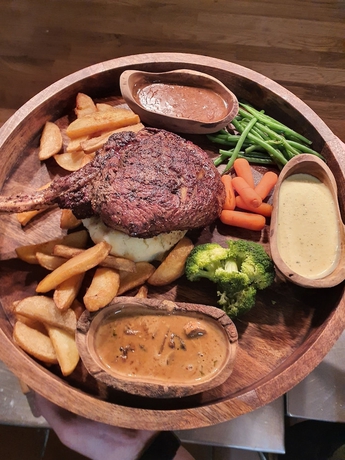 Imagen de los interiores del Hotel The royal oak hotel. Foto 13