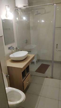 Imagen de la habitación del Hotel The shahanshahi. Foto 10