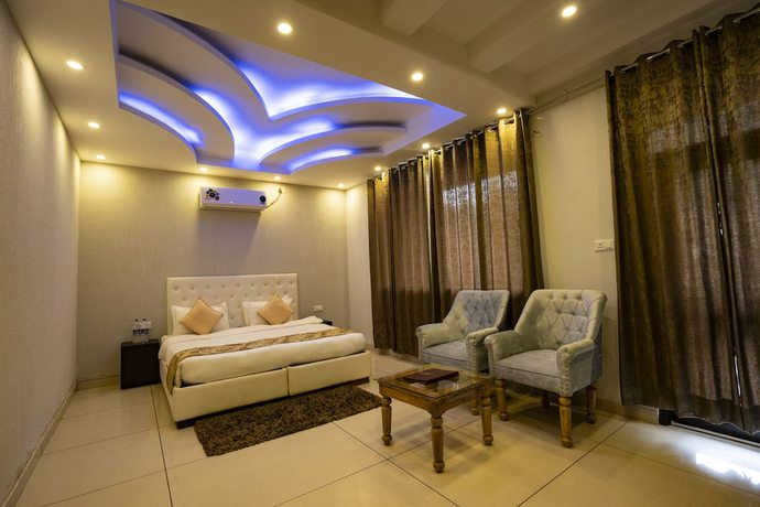 Imagen de la habitación del Hotel The shahanshahi. Foto 12