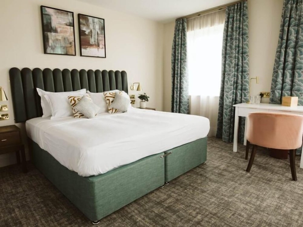 Imagen de la habitación del Hotel TheHillbrookSherborne. Foto 13