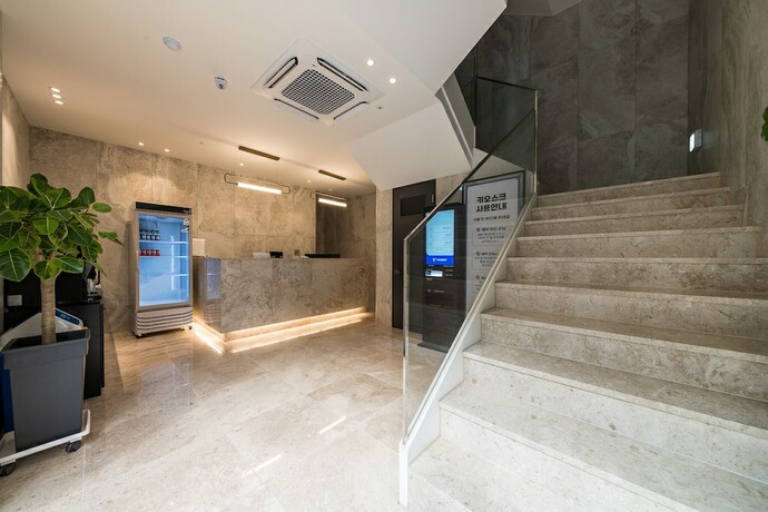 Imagen general del Hotel TheOne, Sacheon. Foto 1