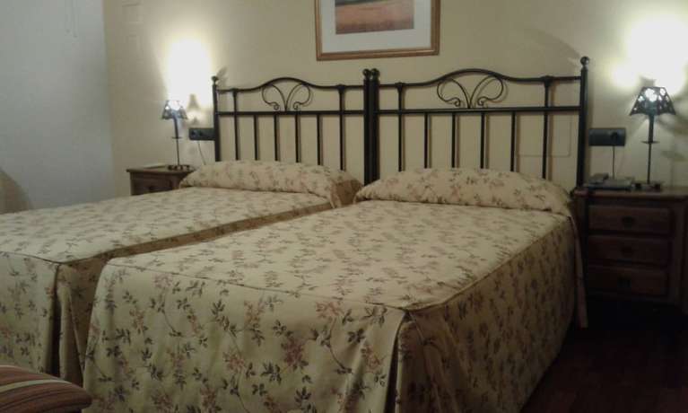 Imagen de la habitación del Hotel (ThePlace) Bodega Real. Foto 17