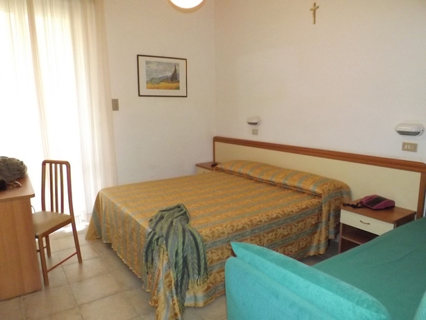 Imagen de los interiores del Hotel Thea, Bellaria-Igea Marina. Foto 16