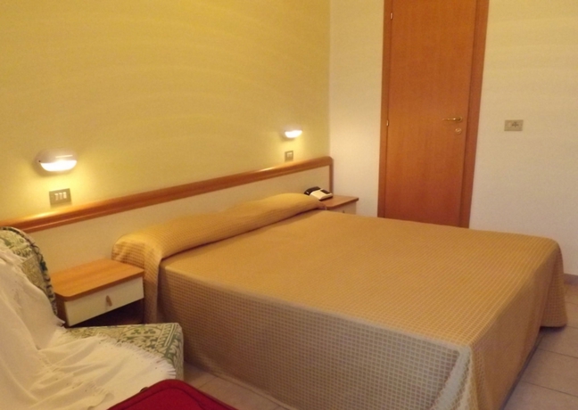 Imagen de la habitación del Hotel Thea, Bellaria-Igea Marina. Foto 8