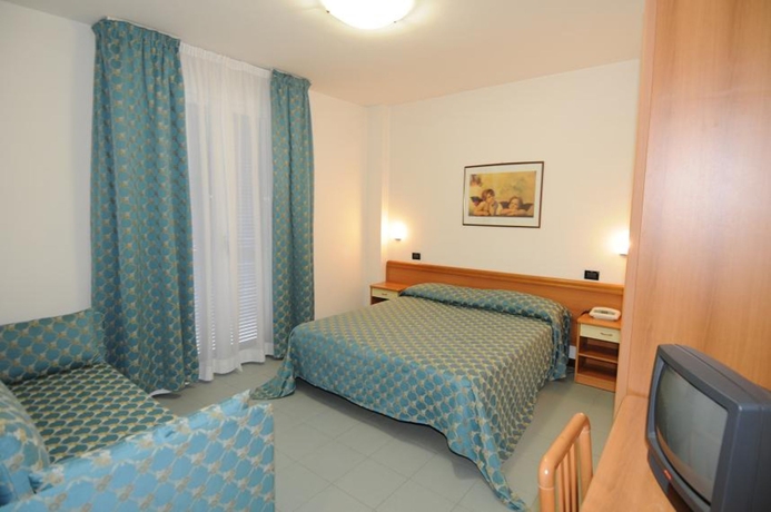 Imagen de la habitación del Hotel Thea, Bellaria-Igea Marina. Foto 13