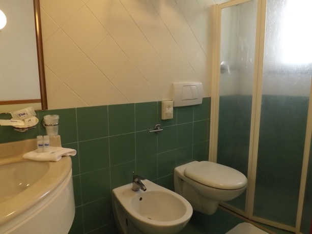 Imagen de la habitación del Hotel Thea, Bellaria-Igea Marina. Foto 14