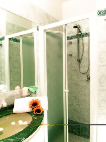 Imagen de la habitación del Hotel Thea, Gabicce Mare. Foto 5